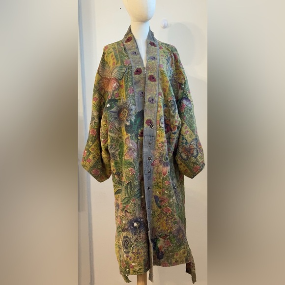 Magnolia Pearl Jackets & Blazers - Magnolia Pearl Kontessa Kimono – Passionate 👘🍃🌹